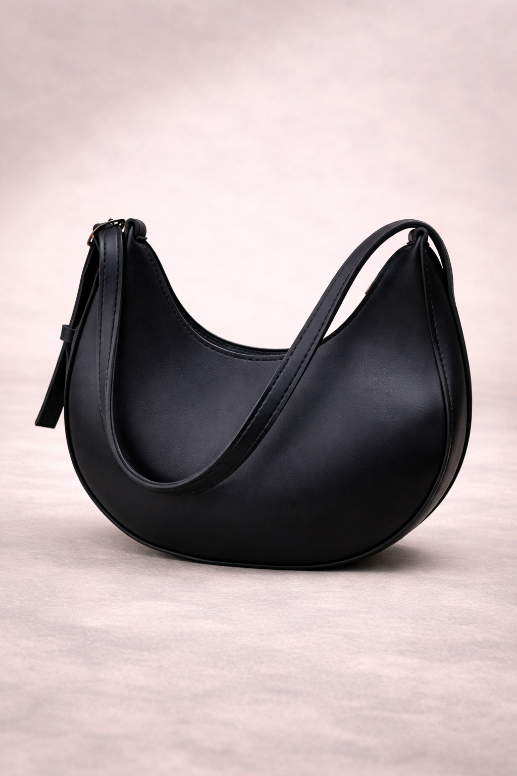Zovelle Luna Shoulder Bag – Black