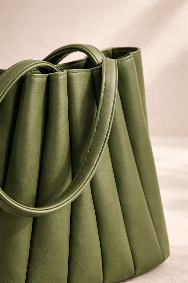 Olivie Bubble Bag – Structured Soft Leather Handbag — alt view